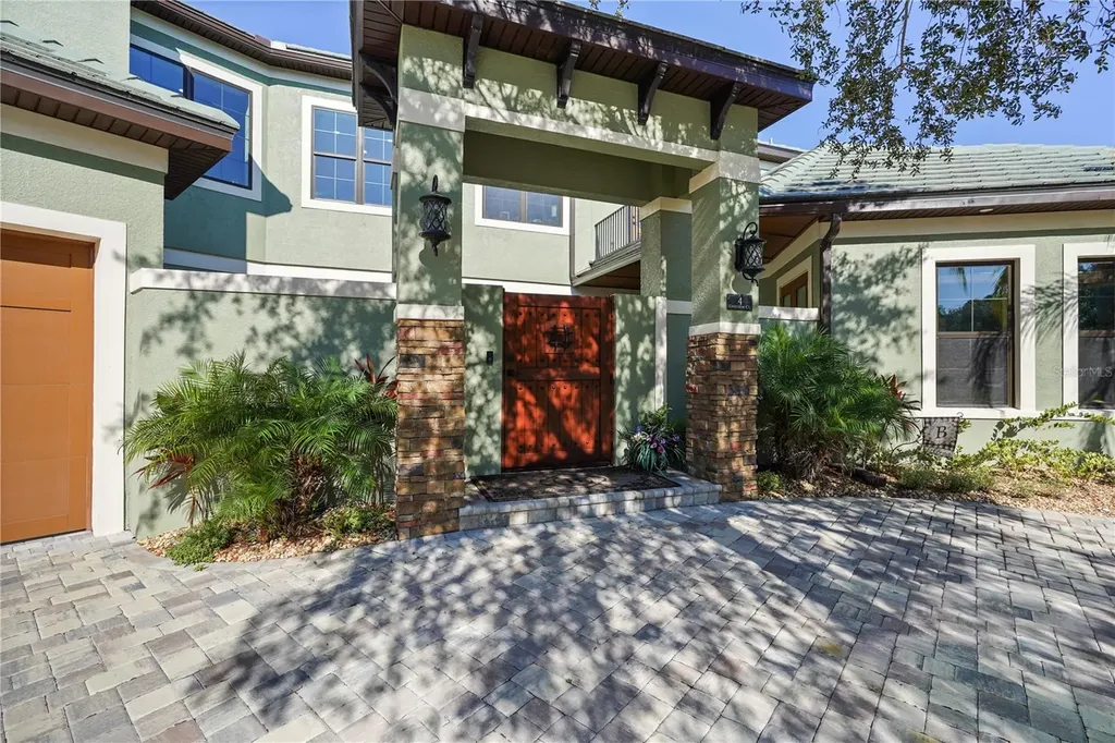 4 Oakview Court Palm Coast FL 32137