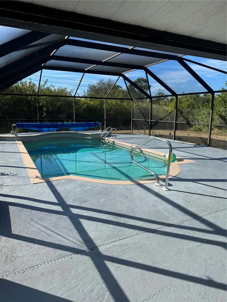 10421 Chablis Avenue Englewood FL 34224
