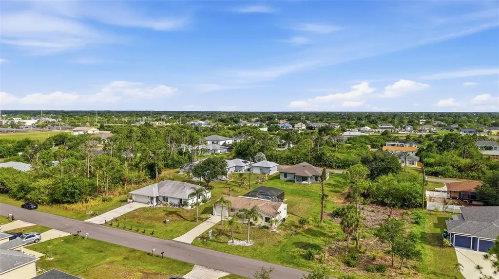 10421 Chablis Avenue Englewood FL 34224