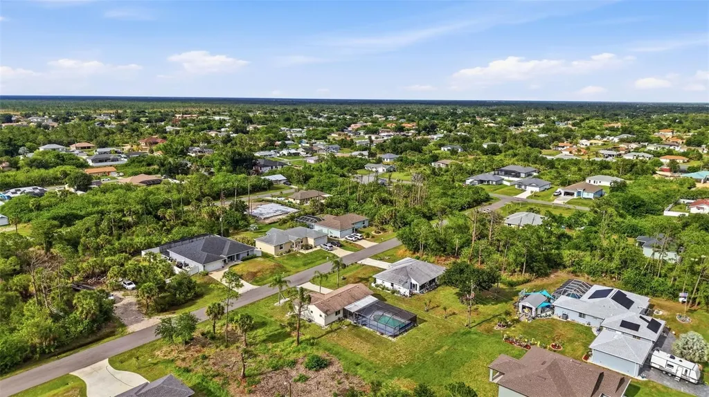 10421 Chablis Avenue Englewood FL 34224