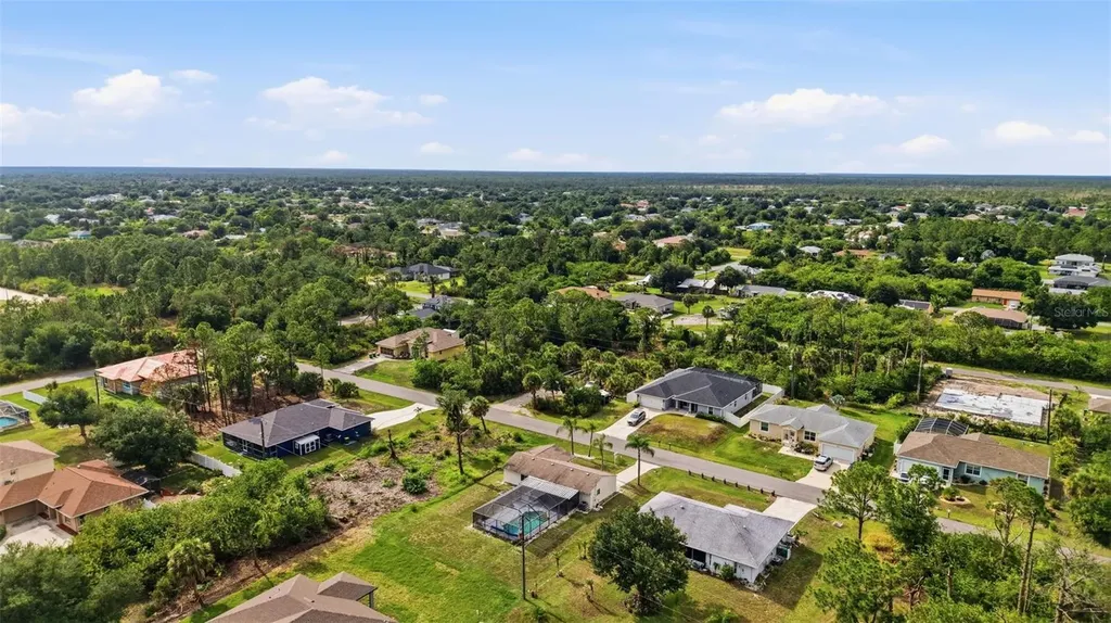 10421 Chablis Avenue Englewood FL 34224
