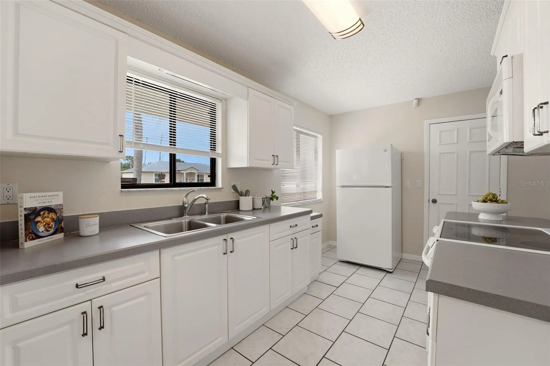 10421 Chablis Avenue Englewood FL 34224