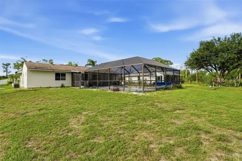 10421 Chablis Avenue Englewood FL 34224