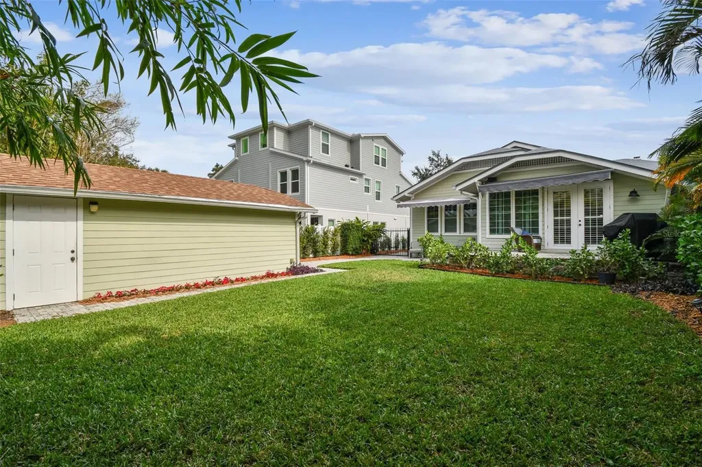 1315 S Moody Avenue Tampa FL 33629
