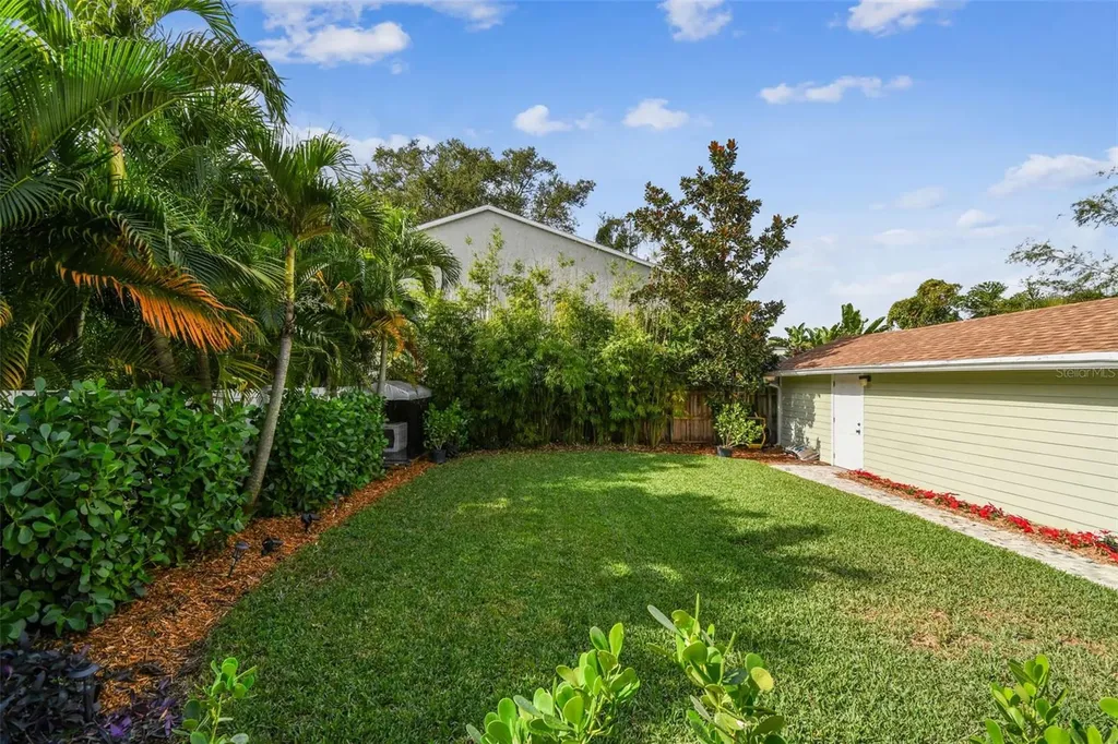 1315 S Moody Avenue Tampa FL 33629