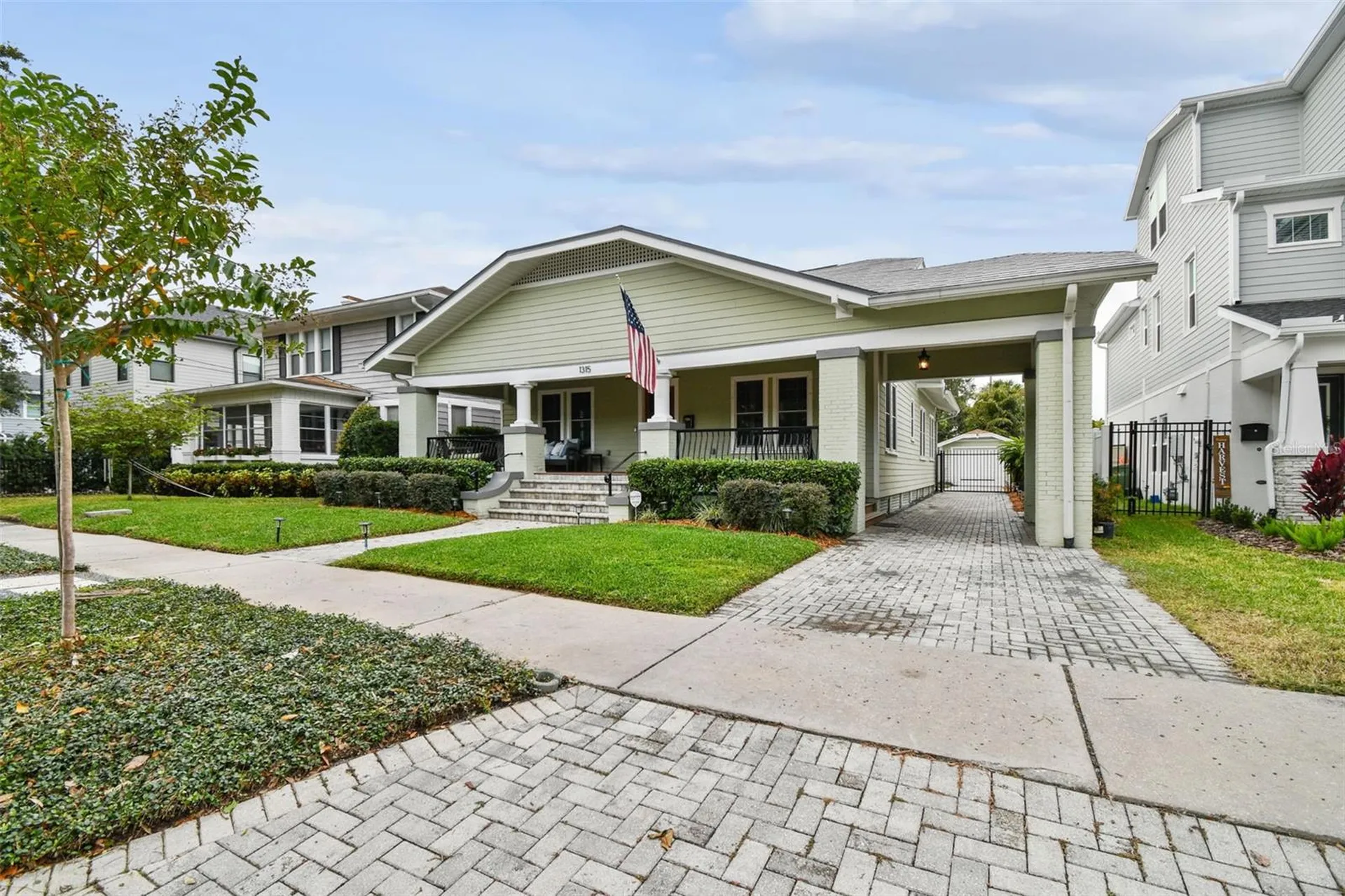 1315 S Moody Avenue Tampa FL 33629