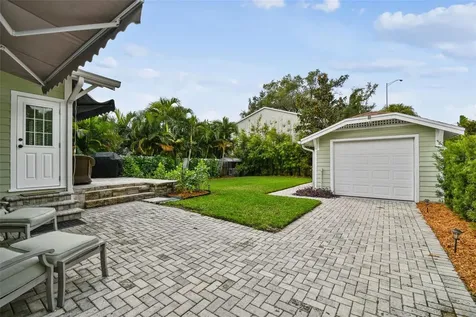 1315 S Moody Avenue Tampa FL 33629
