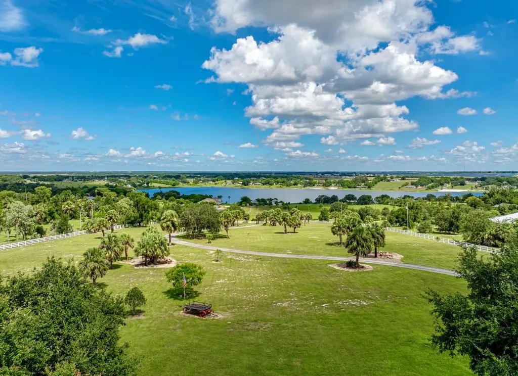 664 S Lake Starr Boulevard Lake Wales FL 33898