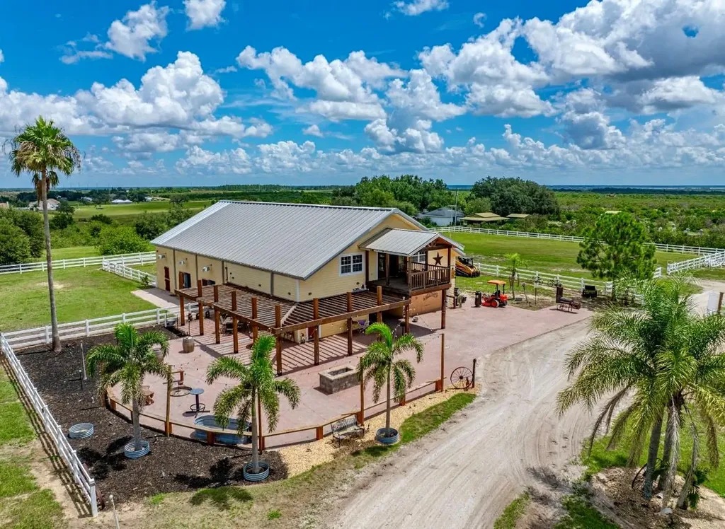 664 S Lake Starr Boulevard Lake Wales FL 33898