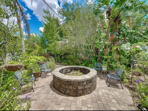 664 S Lake Starr Boulevard Lake Wales FL 33898