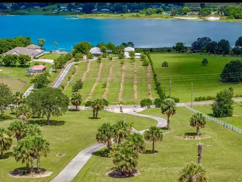 664 S Lake Starr Boulevard Lake Wales FL 33898