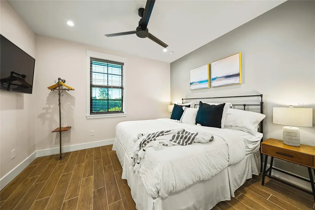 6910 Midnight Pass Road Sarasota FL 34242
