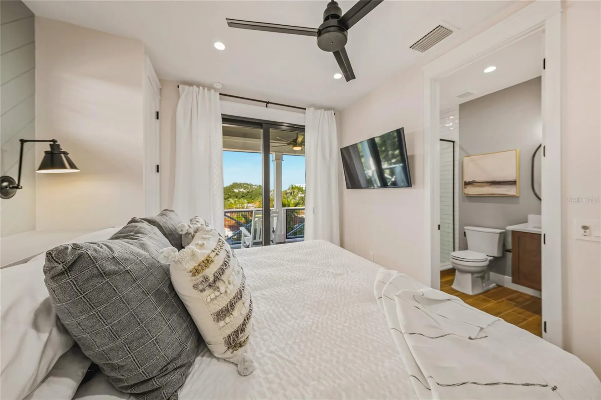 6910 Midnight Pass Road Sarasota FL 34242