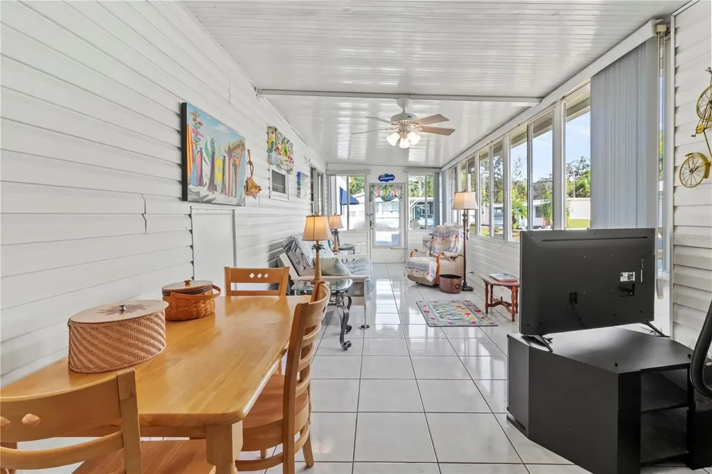214 Leisure Way Palmetto FL 34221
