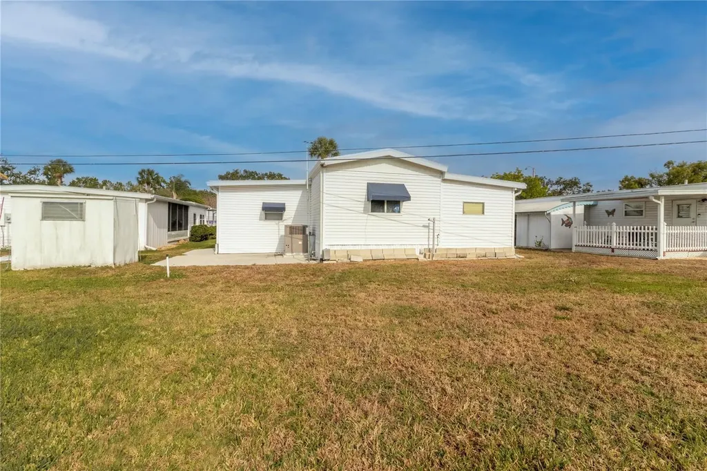 214 Leisure Way Palmetto FL 34221
