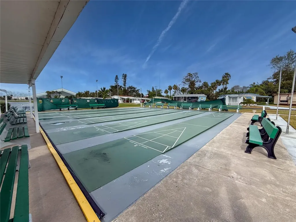 214 Leisure Way Palmetto FL 34221