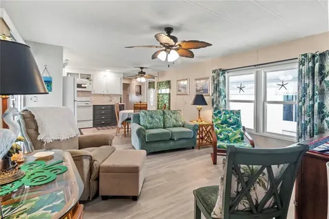 214 Leisure Way Palmetto FL 34221
