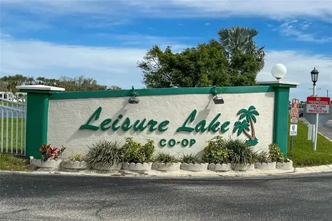 214 Leisure Way Palmetto FL 34221