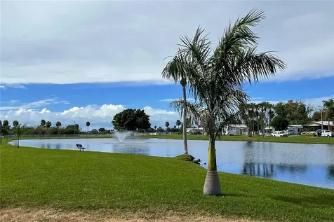 214 Leisure Way Palmetto FL 34221