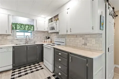 214 Leisure Way Palmetto FL 34221