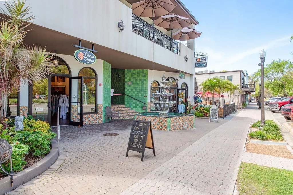 952 Virginia Street Dunedin FL 34698