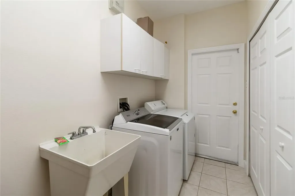 9138 Shadowbrook Trail Orlando FL 32825