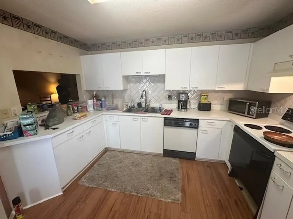 5445 18th Court W Bradenton FL 34207