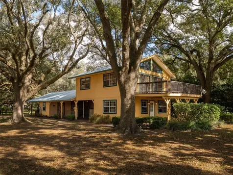4951 SE 216th Avenue Morriston FL 32668