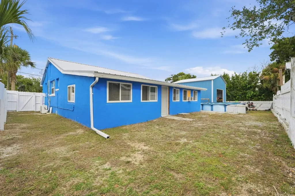 318 Eastwood Lane Daytona Beach FL 32118