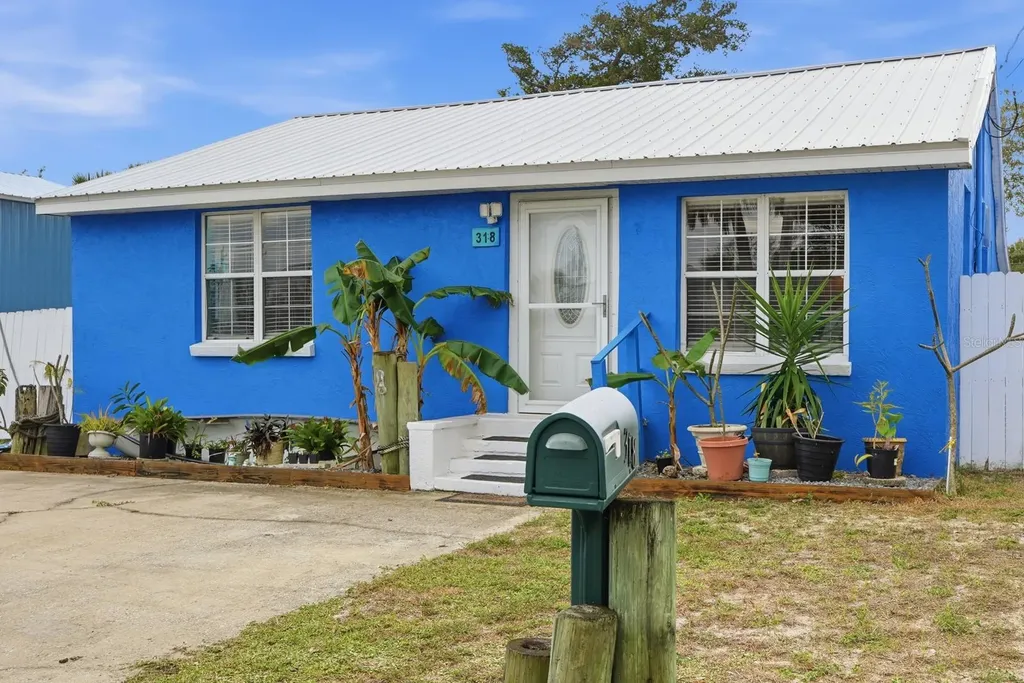 318 Eastwood Lane Daytona Beach FL 32118