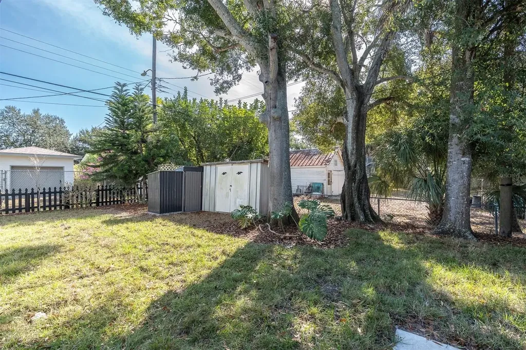 1720 34th Avenue N St Petersburg FL 33713