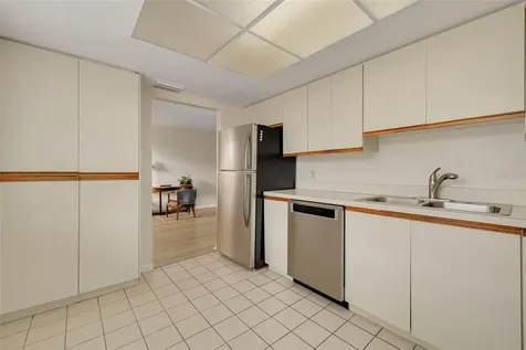 3062 Eastland Boulevard Clearwater FL 33761