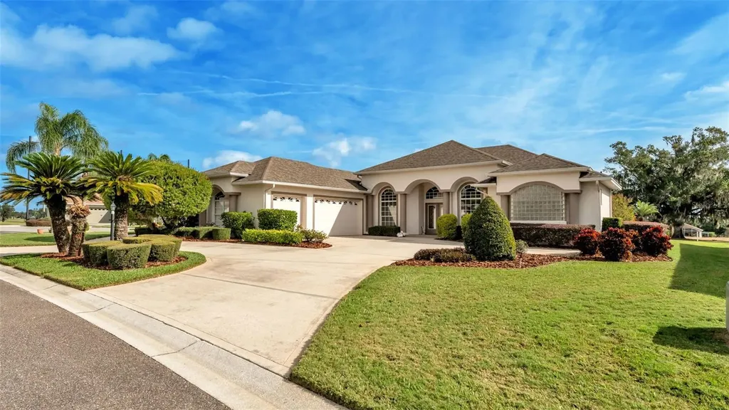 2767 Huntington Hills Drive Lakeland FL 33810