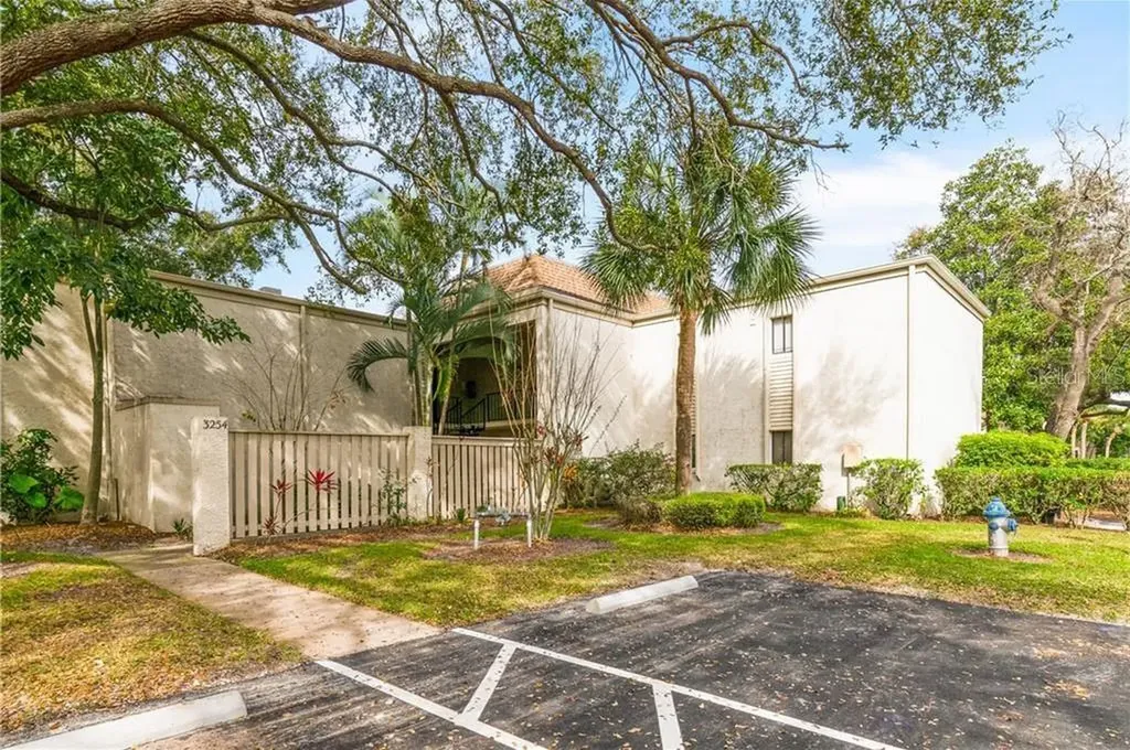 3254 S Semoran Boulevard Orlando FL 32822