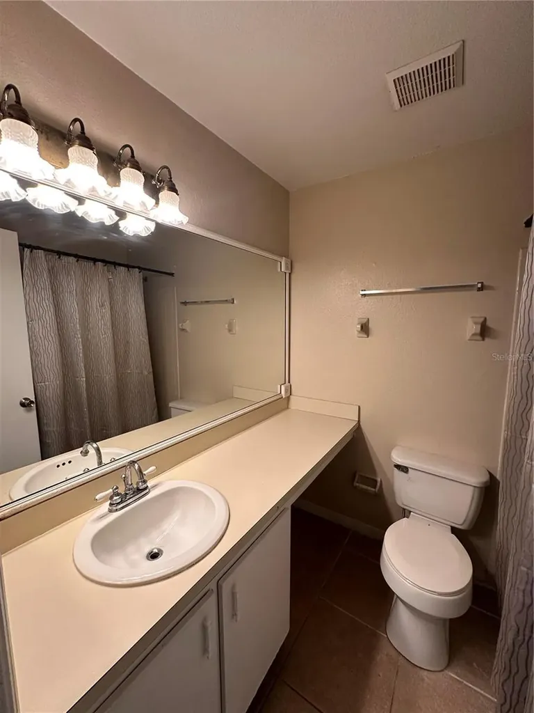6010 Scotchwood Glen Orlando FL 32822