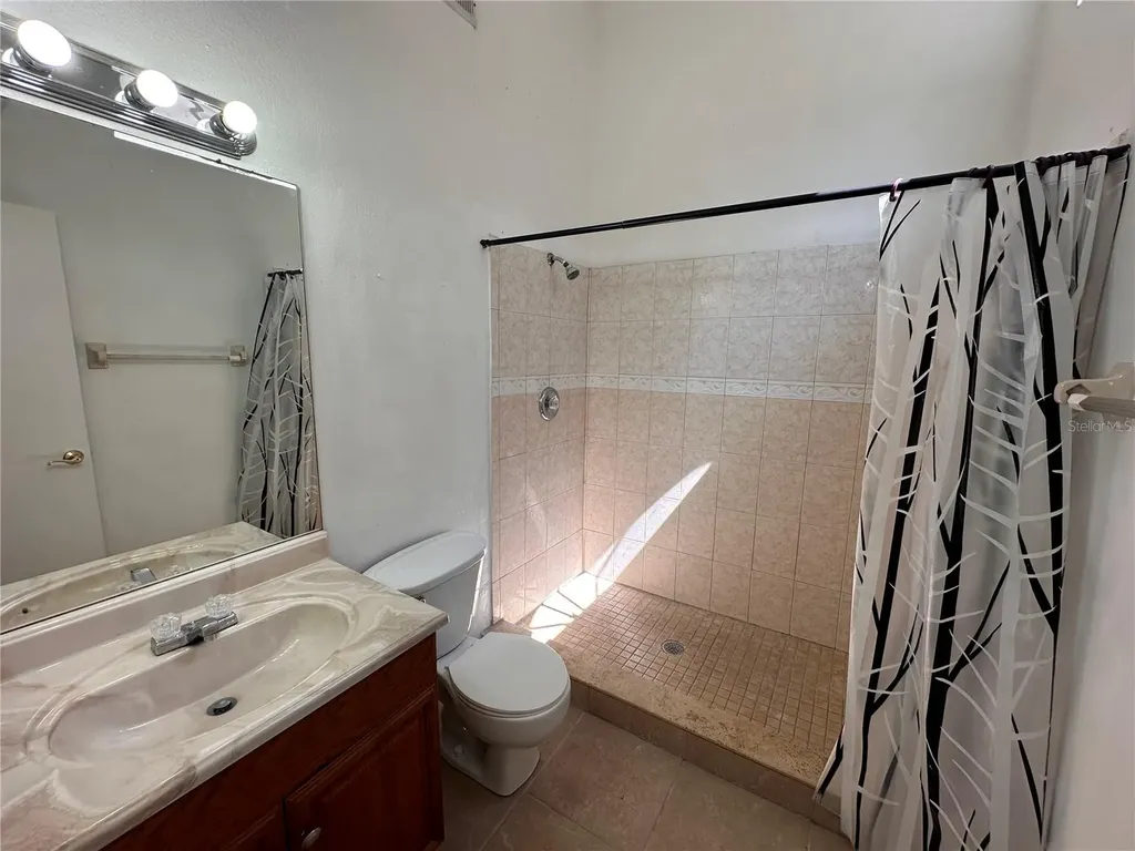 6010 Scotchwood Glen Orlando FL 32822