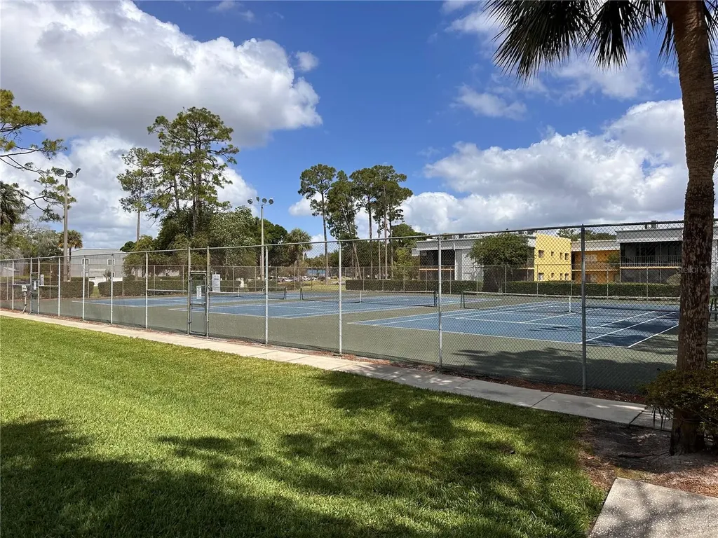 6010 Scotchwood Glen Orlando FL 32822
