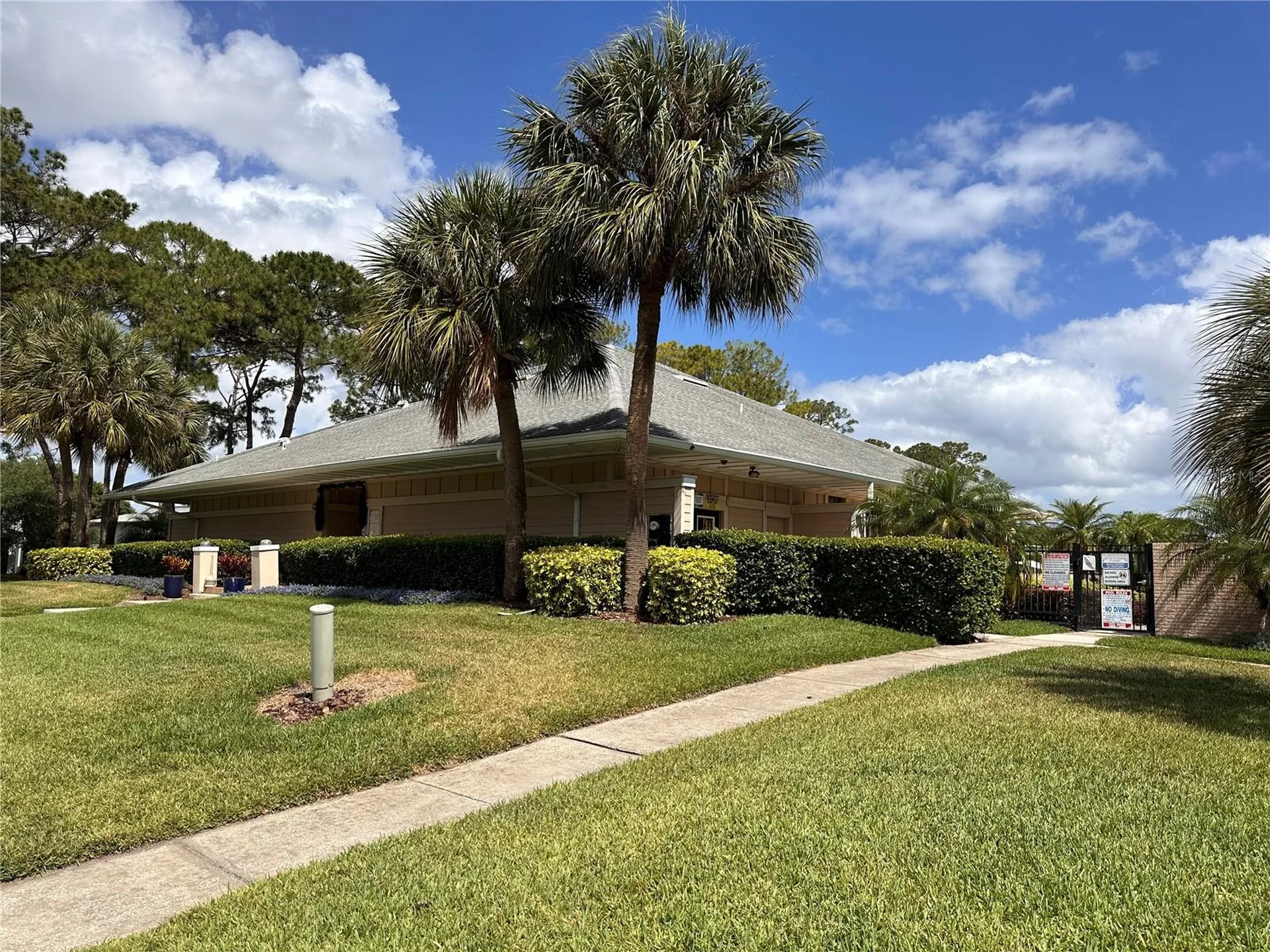 6010 Scotchwood Glen Orlando FL 32822