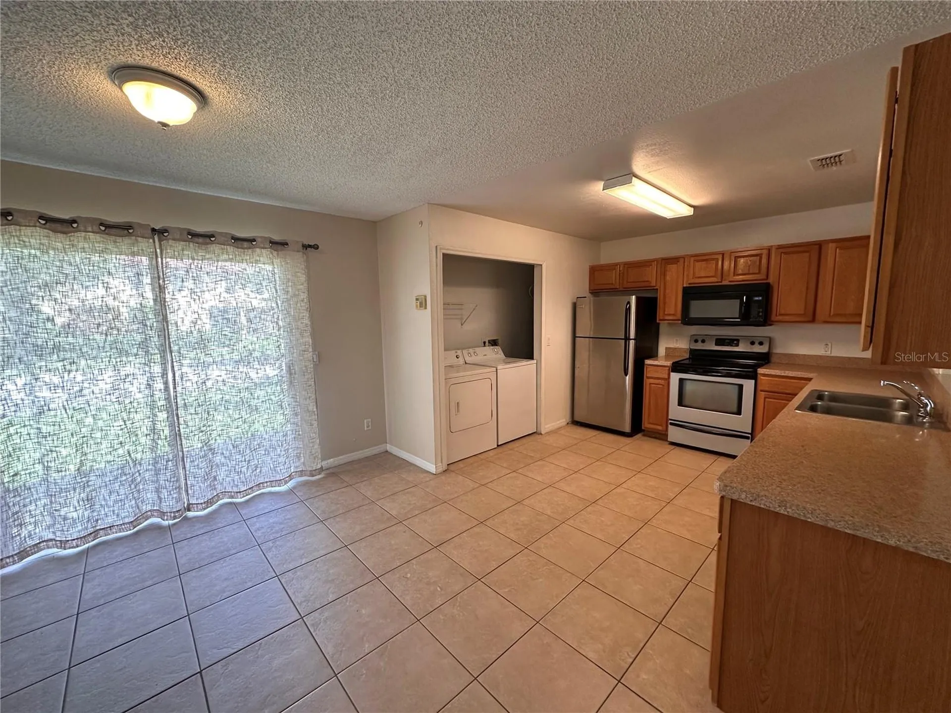 6010 Scotchwood Glen Orlando FL 32822