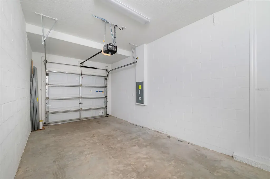 5199 Forum Boulevard Holiday FL 34690