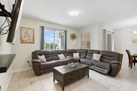 900 Pebble Beach Drive Davenport FL 33896