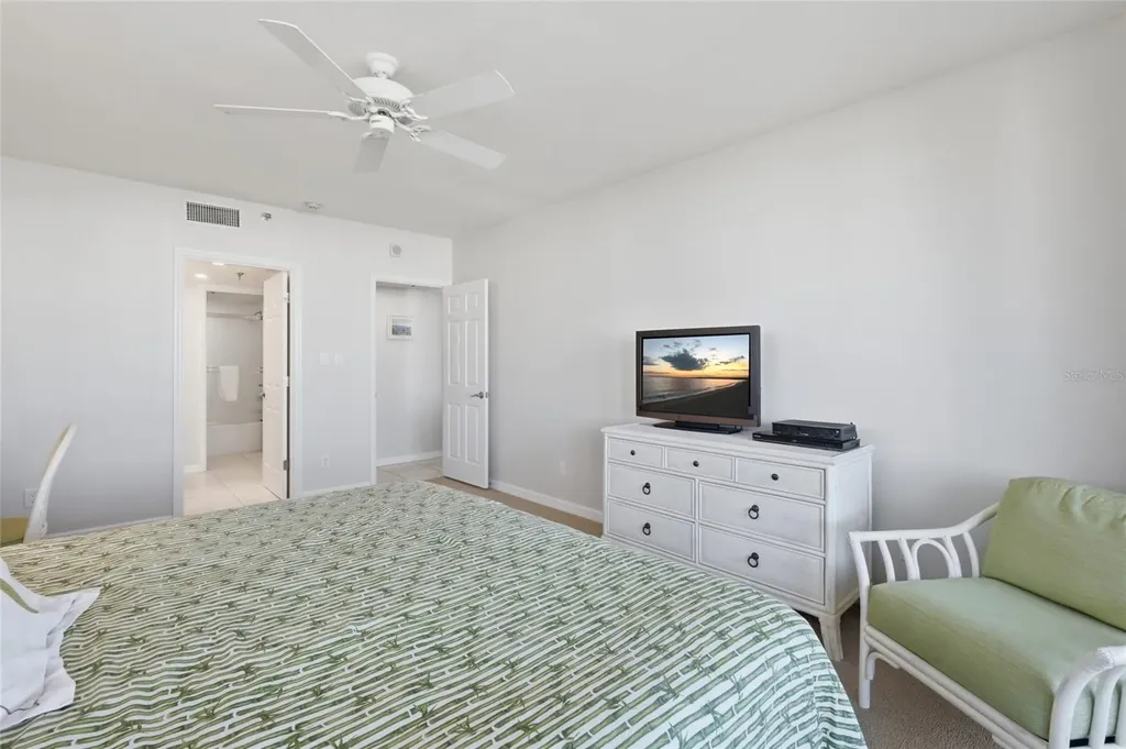 1425 Gulf Of Mexico Drive Longboat Key FL 34228