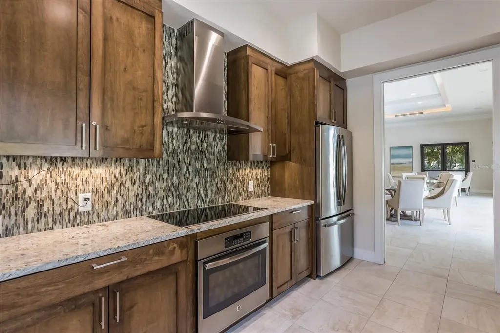 1425 Gulf Of Mexico Drive Longboat Key FL 34228
