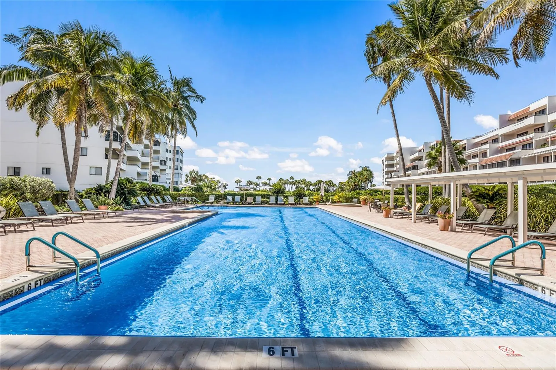 1425 Gulf Of Mexico Drive Longboat Key FL 34228