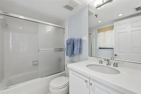 1425 Gulf Of Mexico Drive Longboat Key FL 34228