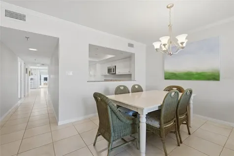1425 Gulf Of Mexico Drive Longboat Key FL 34228