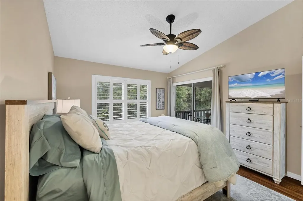 7266 Eleanor Circle Sarasota FL 34243
