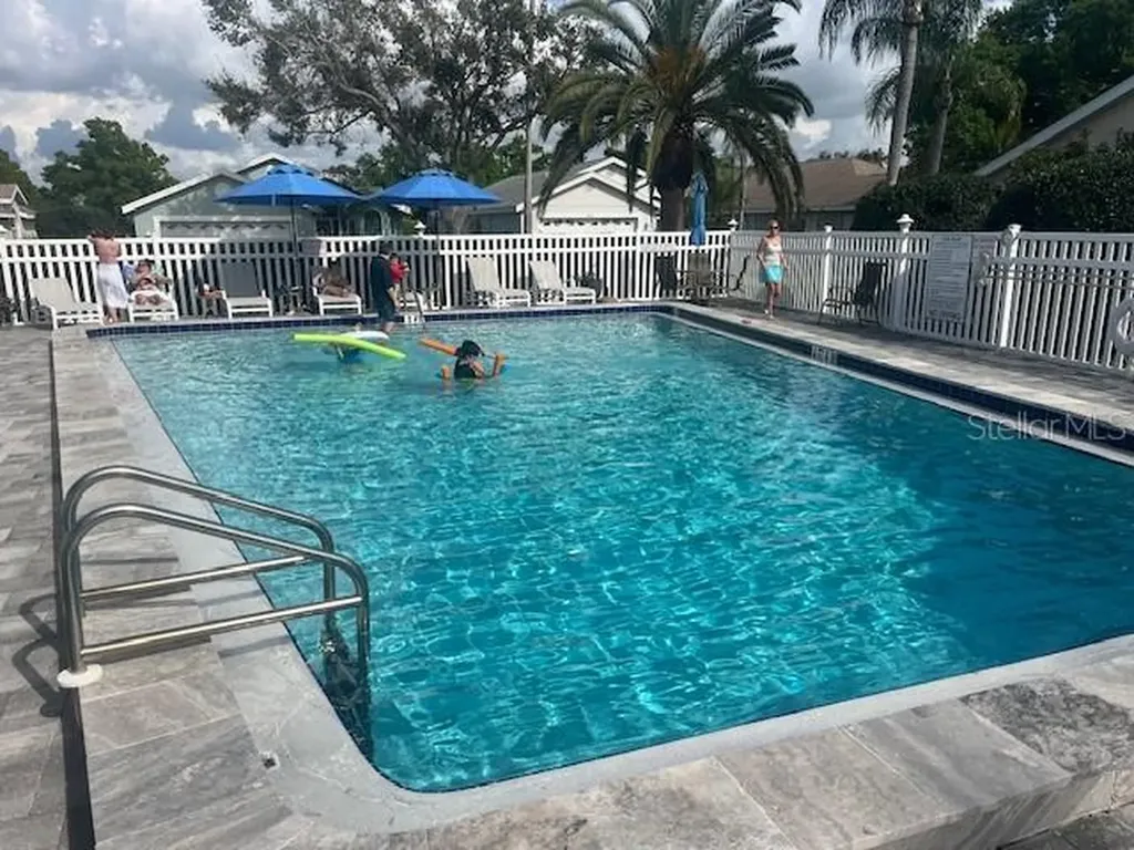 7266 Eleanor Circle Sarasota FL 34243