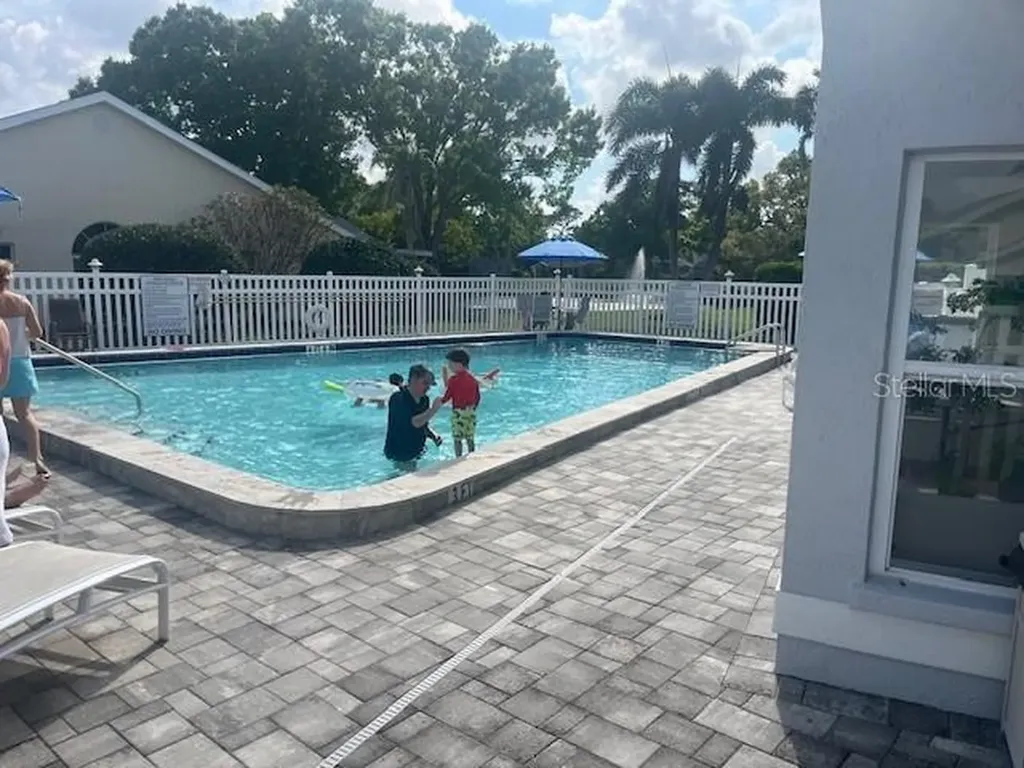 7266 Eleanor Circle Sarasota FL 34243
