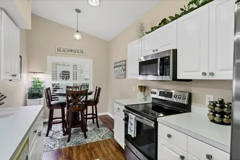 7266 Eleanor Circle Sarasota FL 34243